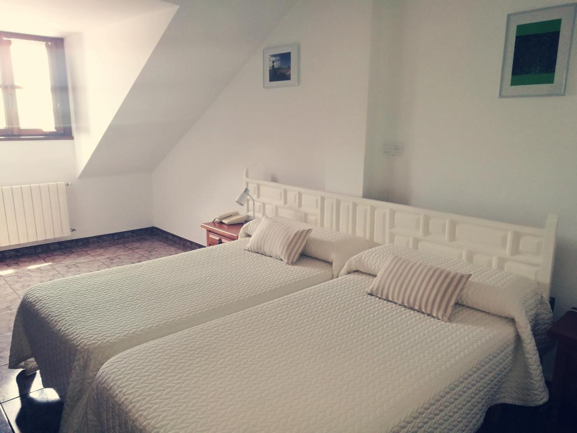 Hotel Solatorre كوميلاس المظهر الخارجي الصورة